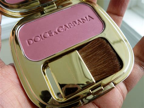 dolce gabbana blush makeup.